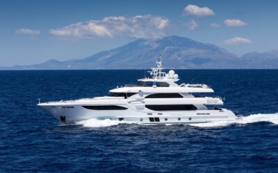 Advantages of Yacht Chartering in September