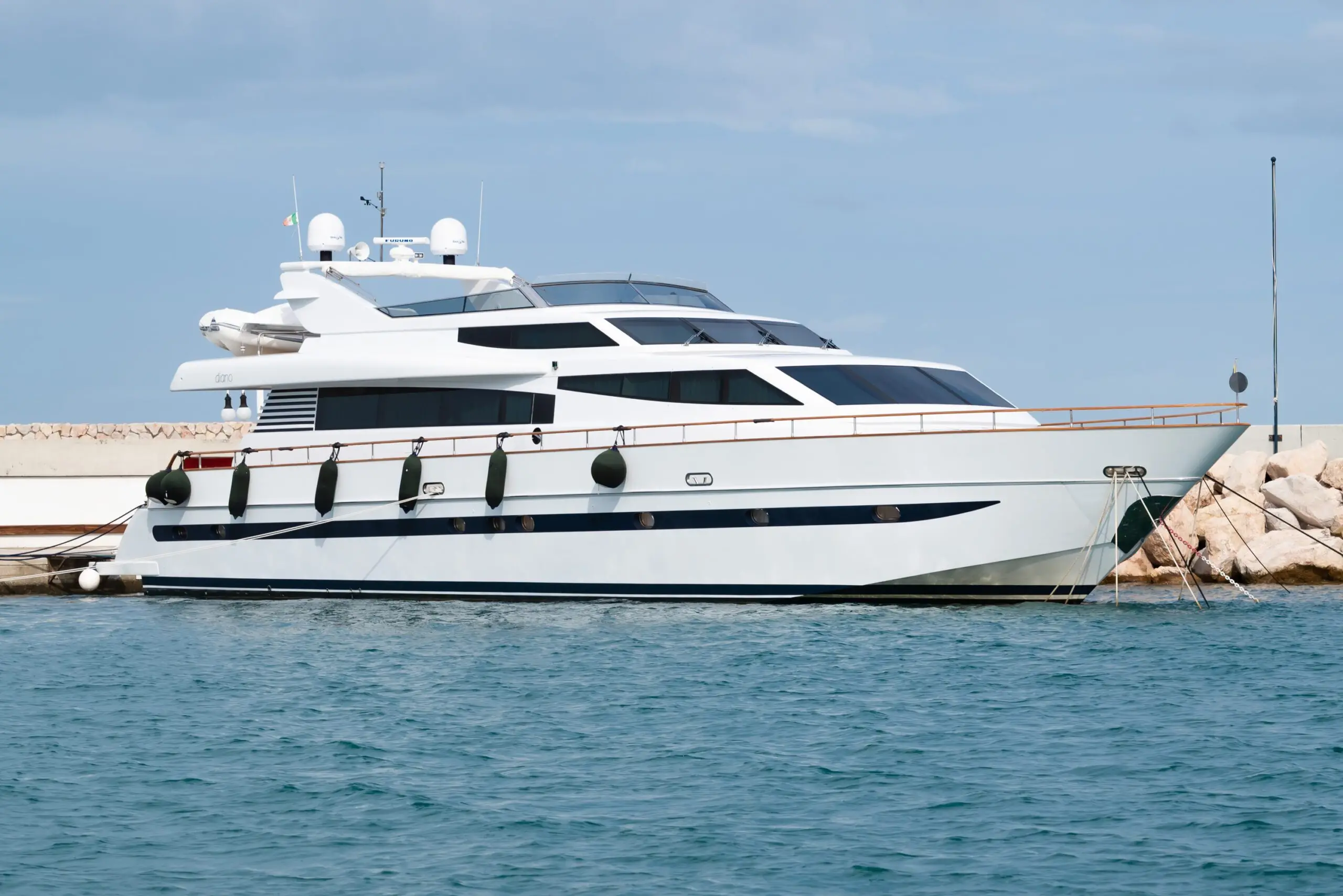 Moncada's Toi Et Moi Roby standing on a clear day in deep blue water.