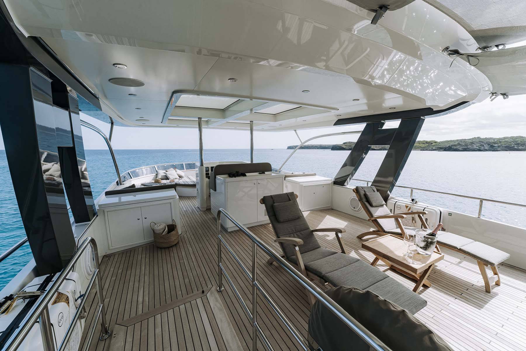 MY las Ninas for charter in Mallorca