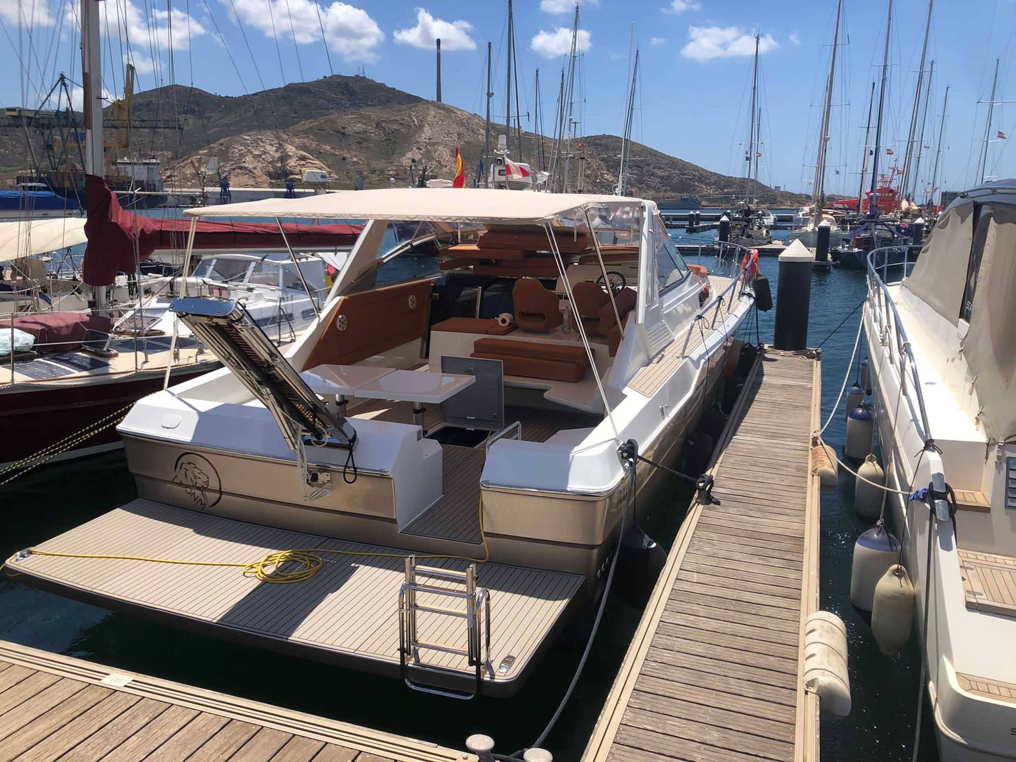 MY Sea Ray 15m for sale Moncada Yachts
