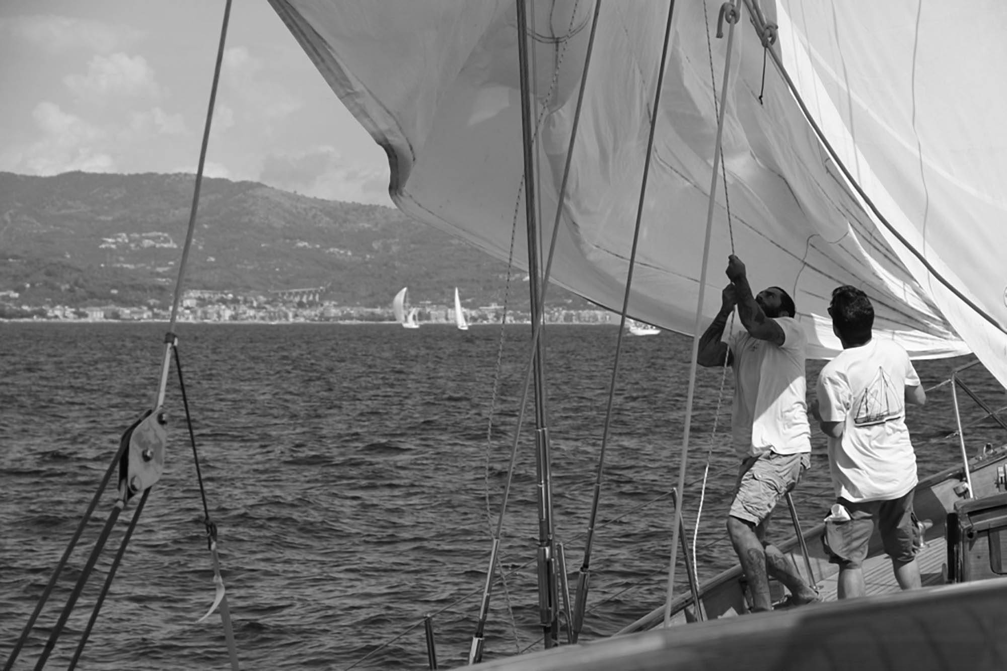 Regattas . Sailing yacht Magdalus II