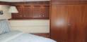 Master cabin Bertram 670 fisherman sports