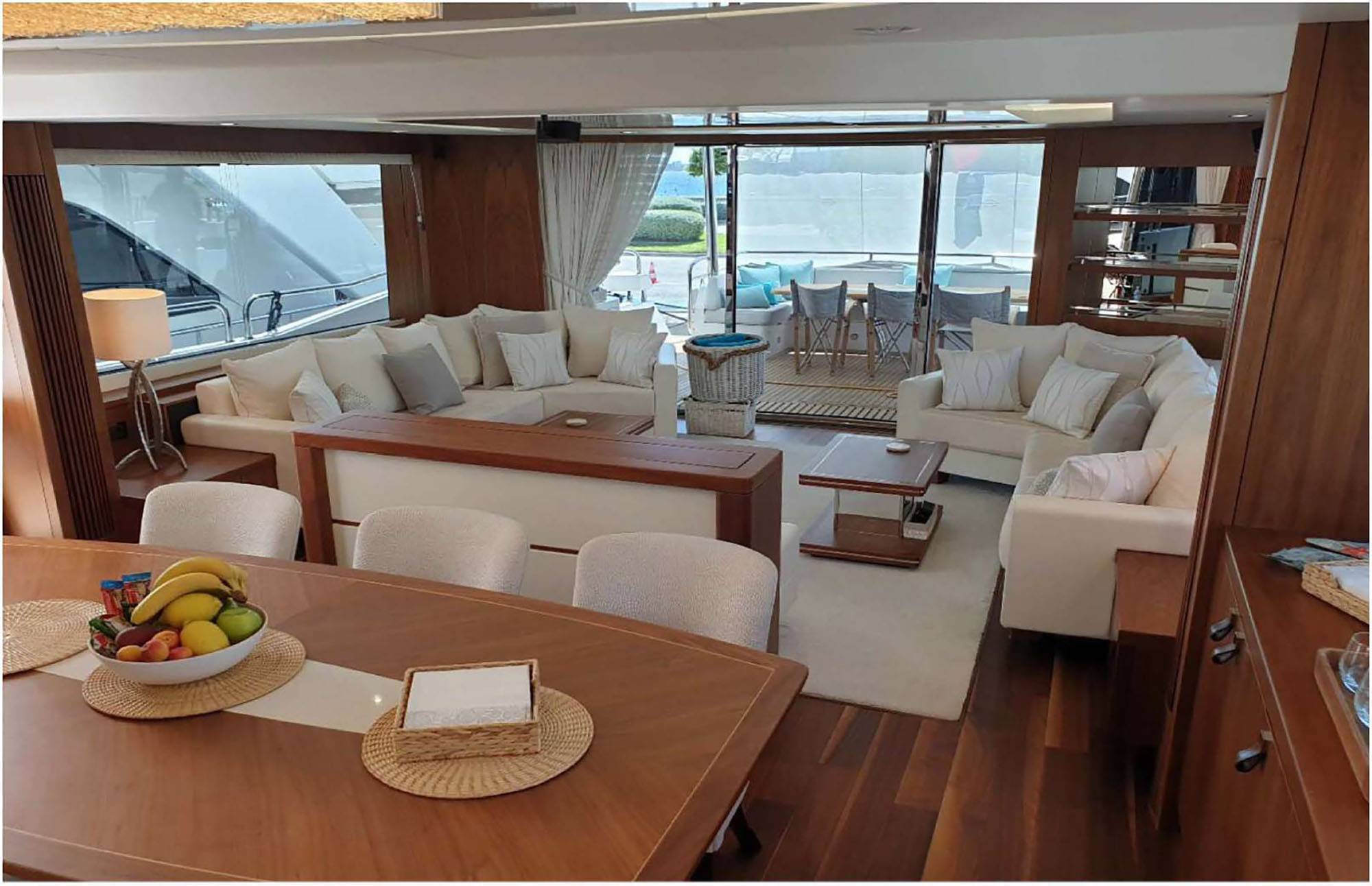 Sunseeker 86 Salon