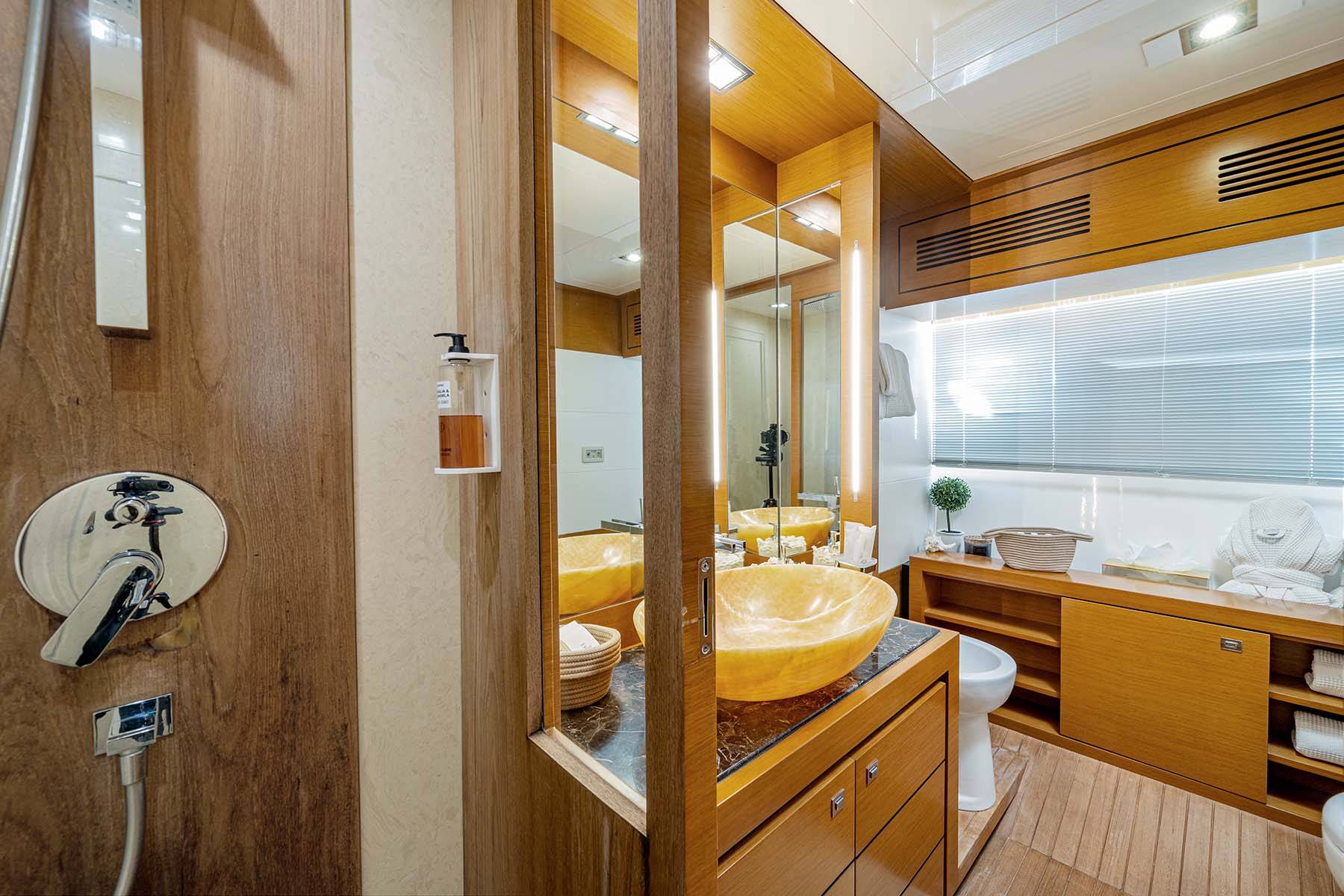En-suite bathroom