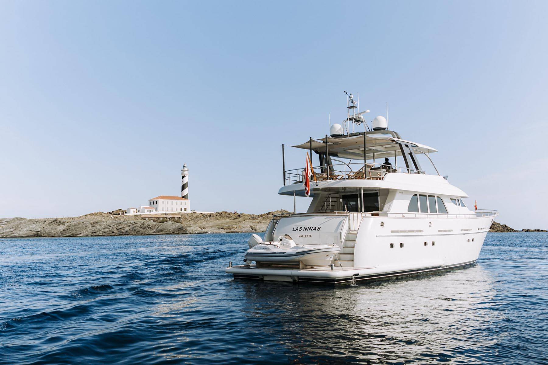 Las Ninas yacht for charter in Mallorca 